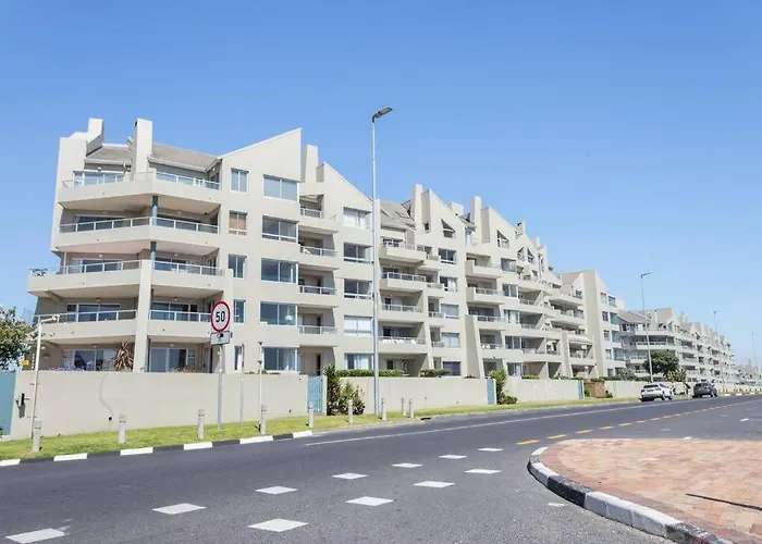 El Mufasa Beachfront Apartment With Stunning Views